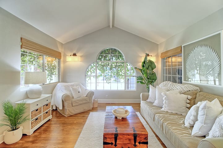 Luxury Ocean View Retreat With Spa & Fire Pit - Goleta, CA