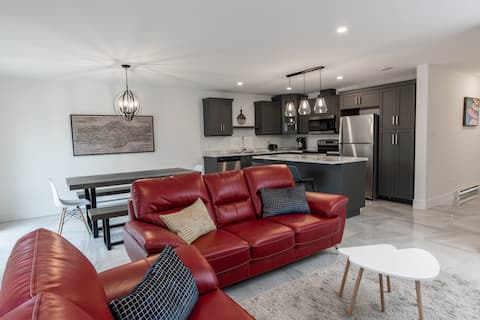 ⋆Charming, modern, luxury house with garage⋆