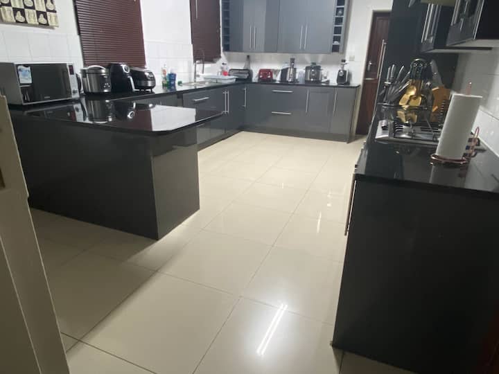 Delightful External Ensuite Room Houses for Rent in Harare, Harare Province, Zimbabwe Airbnb