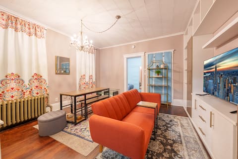 Quaint & charming century-old brownstone near NYC