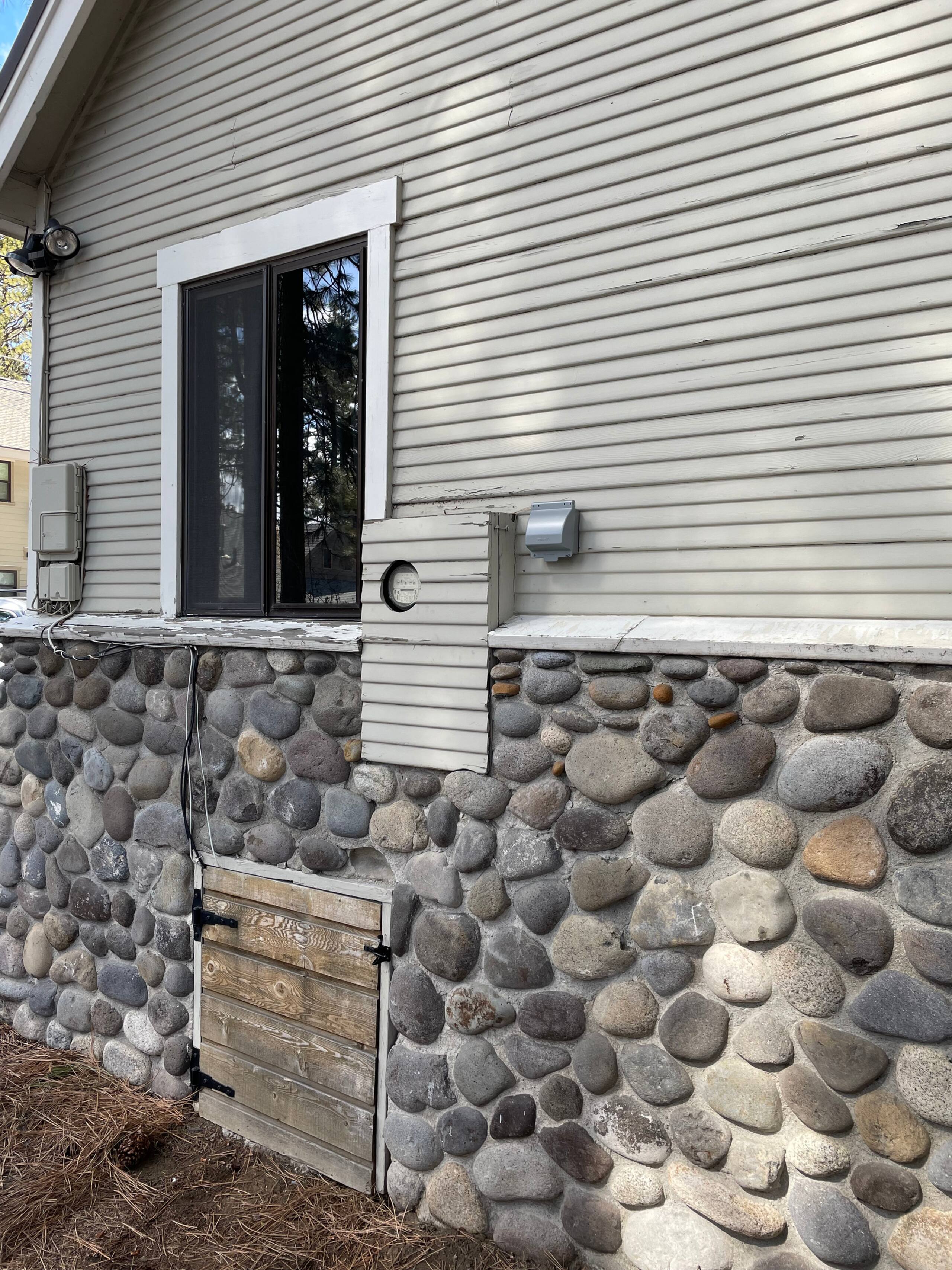 Alpine Retreat with EV Charger & Fenced Yard - Photo 31