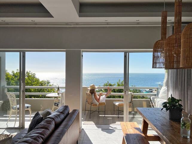 Comfortable 3 Bedroom Apartment – Number 5103 gallery image 3