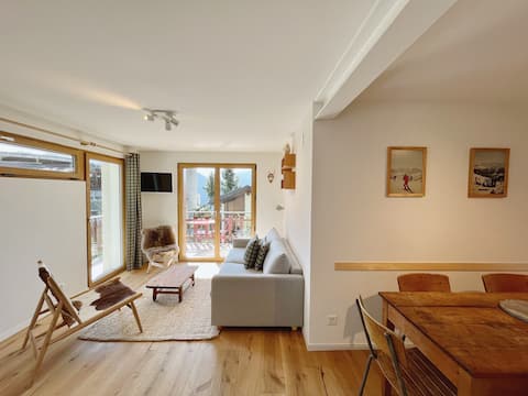 Stunning renovated apartment at Médran !