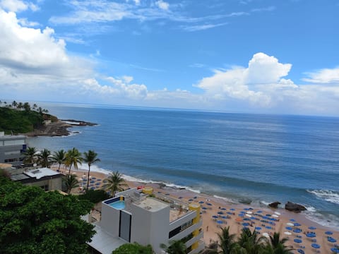 Top Airbnb: Right on the Beach - Incredible View em Rio Vermelho