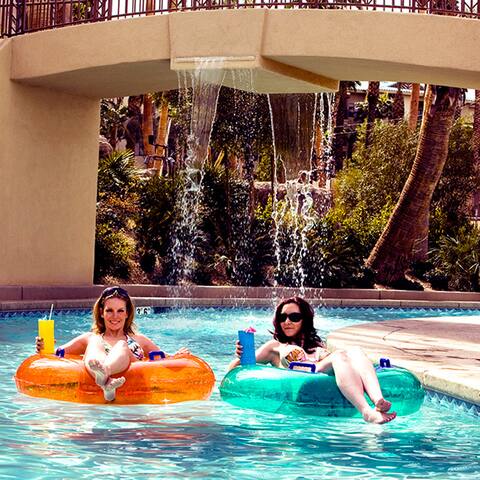 Tahiti Village Premium 2-BR, Sleeps 8, Lazy River gallery image 3