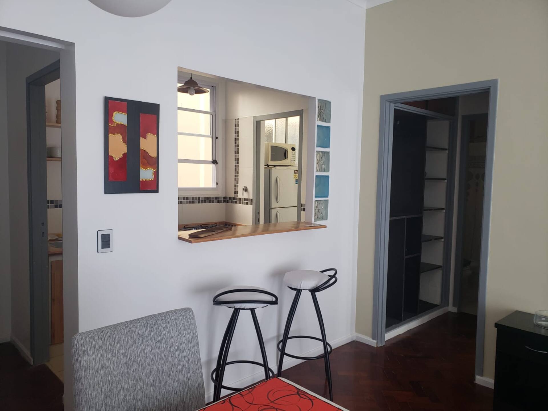 One-bedroom apartment in Monserrat