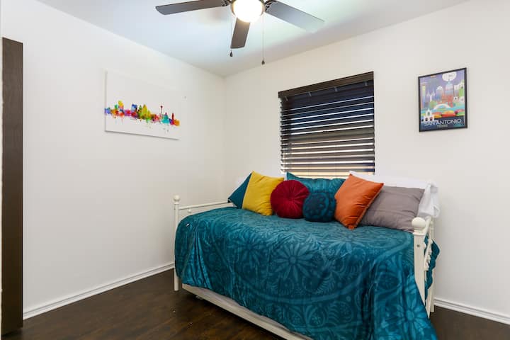 Bright Colors of the San Antonio Vibe in this middle 3rd bedroom with a Twin Trundle Bed...two single twin beds sleeps 2,  but saves floor space when put away! Perfect for kiddos or a quiet place to nap or read. 
