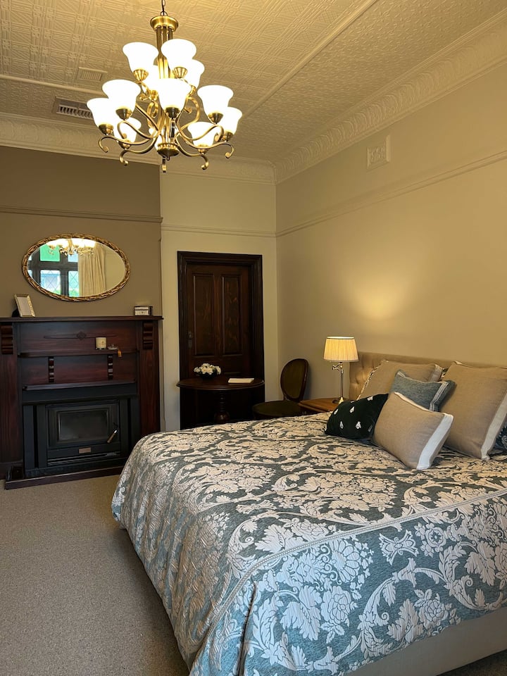 غرفة النوم 1