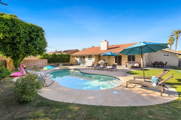 Cheerful Pickleball Villa with Pool & Spa