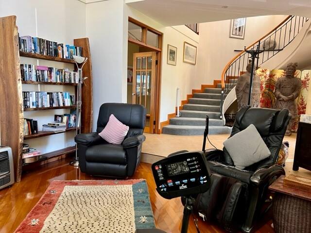 Luxury 5 bedroom house on the Canals gallery image 5