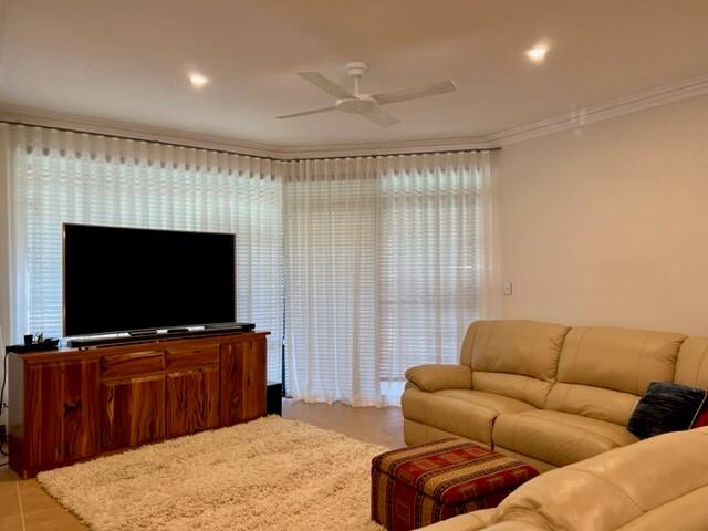 Luxury 5 bedroom house on the Canals gallery image 3