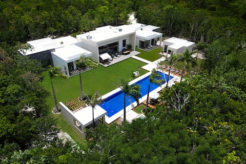 L'and is a Luxury 7-bedroom Villa like no other.