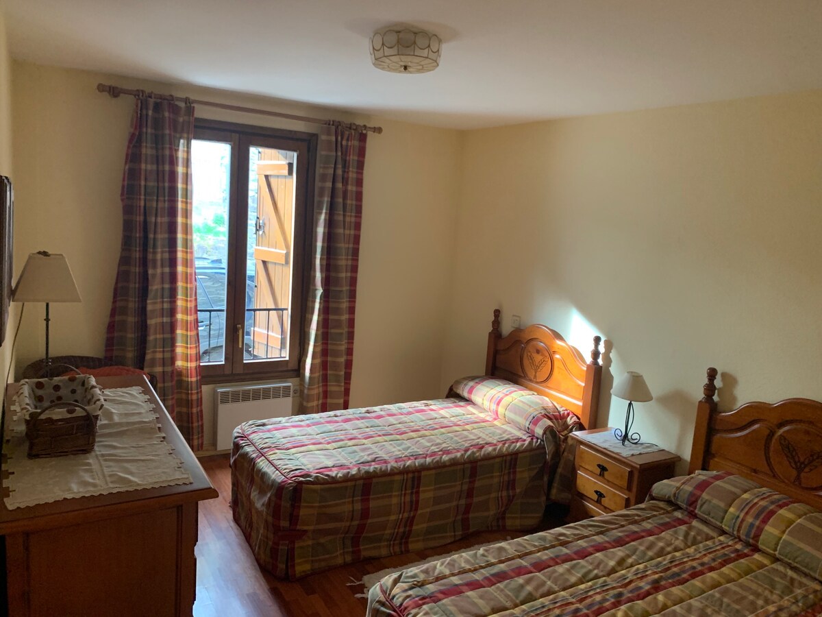 საძინებელი 1