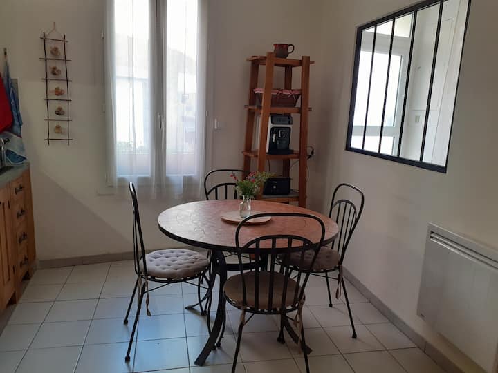 Vias : 2 Chambres Chez L'habitant Avec Petit Déj - Vias