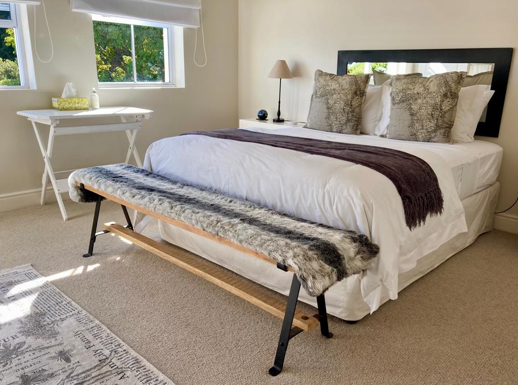 卧室4.套房（仅限淋浴）
舒适的双人床和步入式橱柜。更像是一种魔幻般的感觉，但也同样舒适