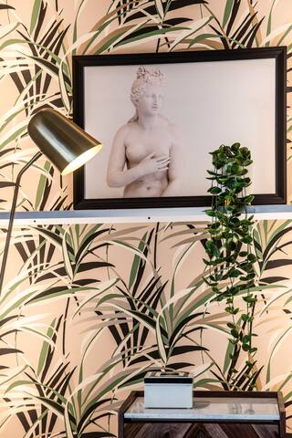 The Marble House Naples – Luxury Apartment gallery image 4