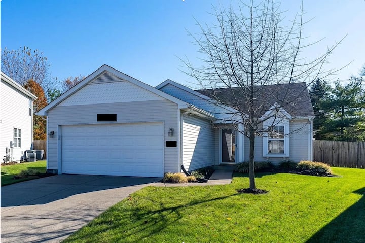 New home & huge yard! 3-bd, 2 baths with game room