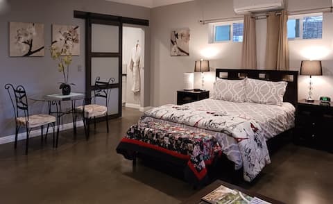 Top performing Airbnb: Private, Clean & Serene in Sherman Oaks