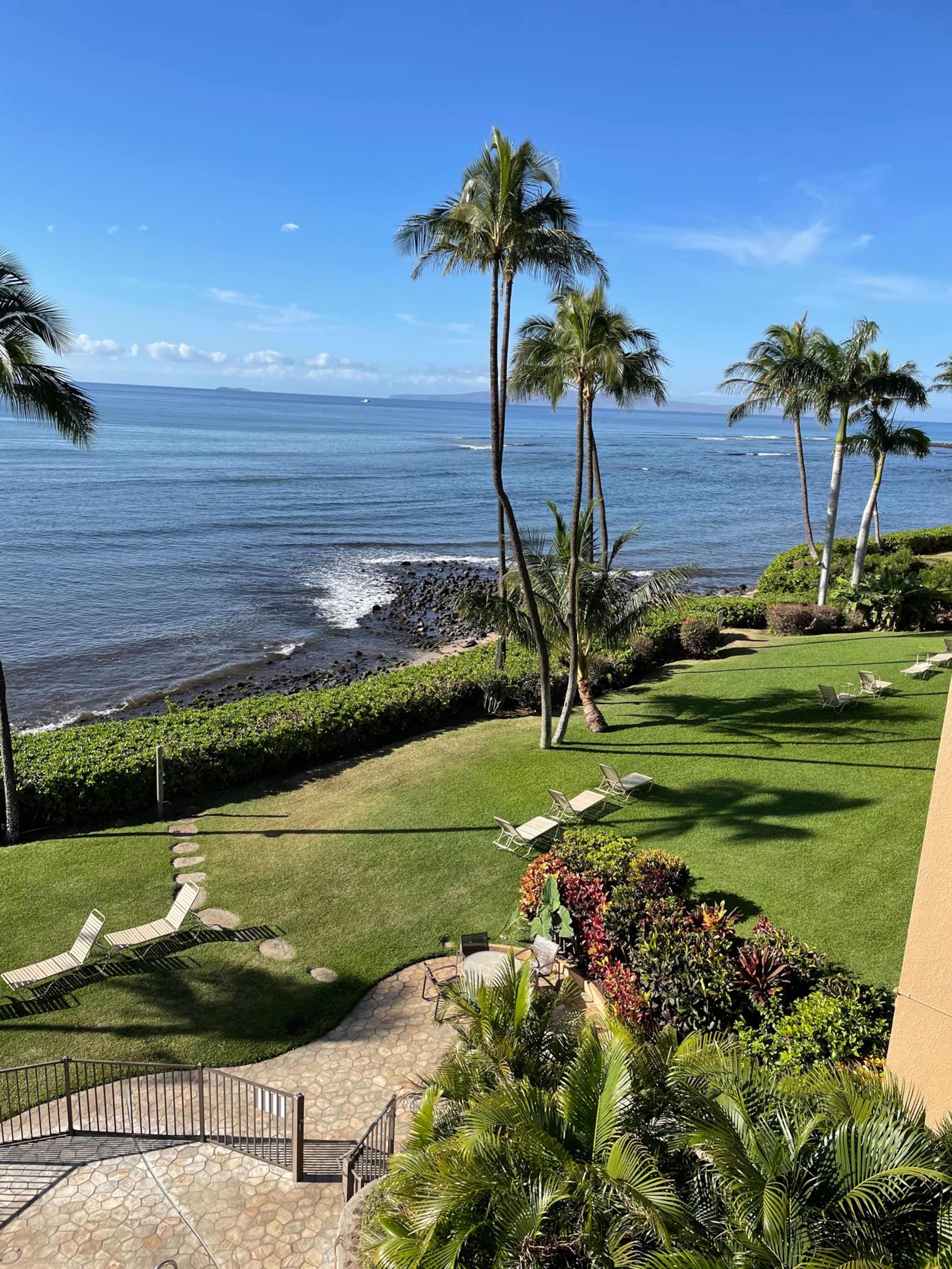 Condo in Wailuku · ★4.76 · 2 bedrooms · 3 beds · 2 baths - Image 2