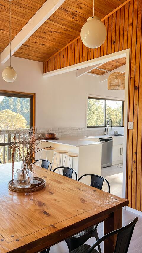 The Treehouse - a home with stunning rural views