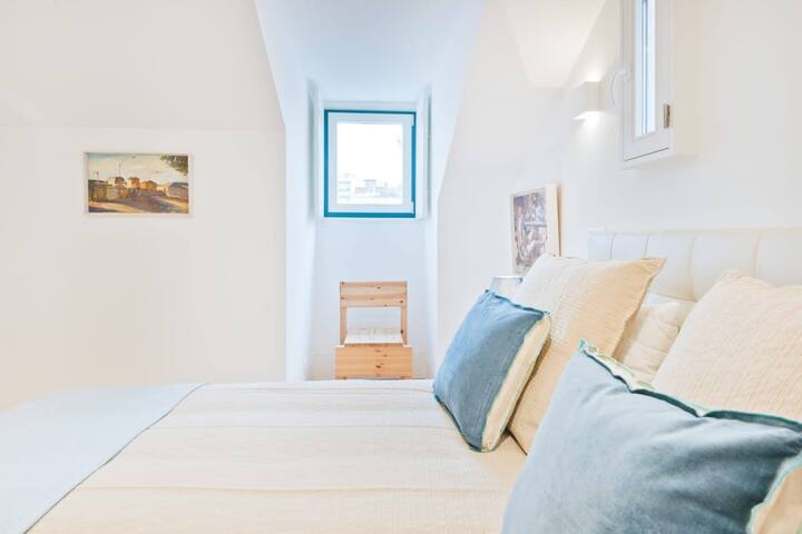 Duplex near the River gallery image 5