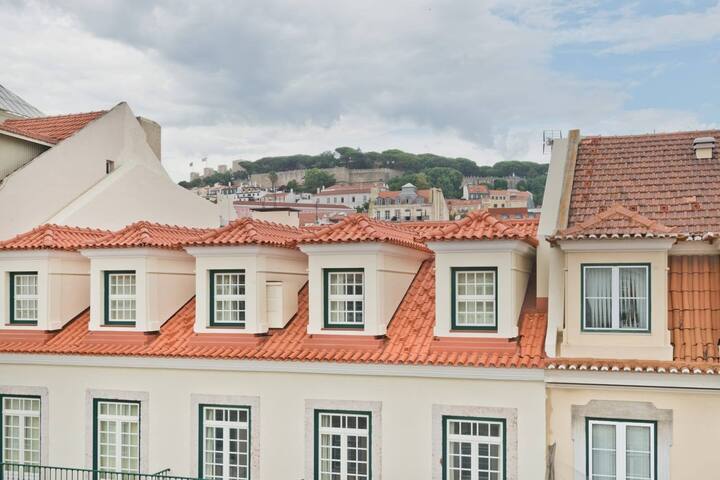 Duplex near the River gallery image 4