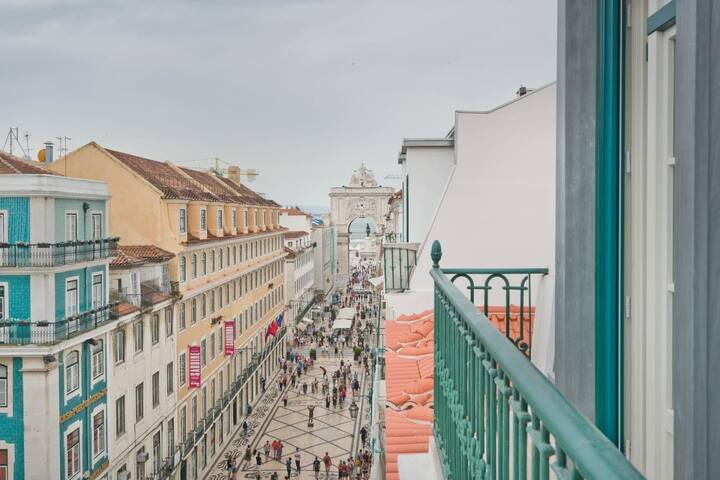 Duplex near the River gallery image 3