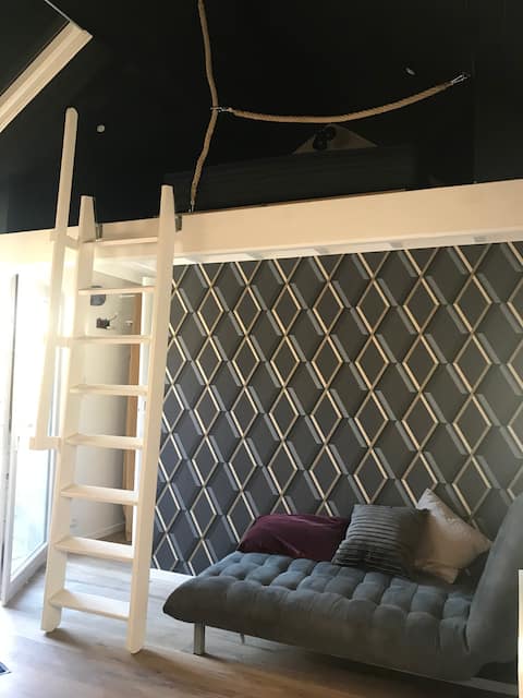 Top Airbnb: In Brest Charming Little House in Brest