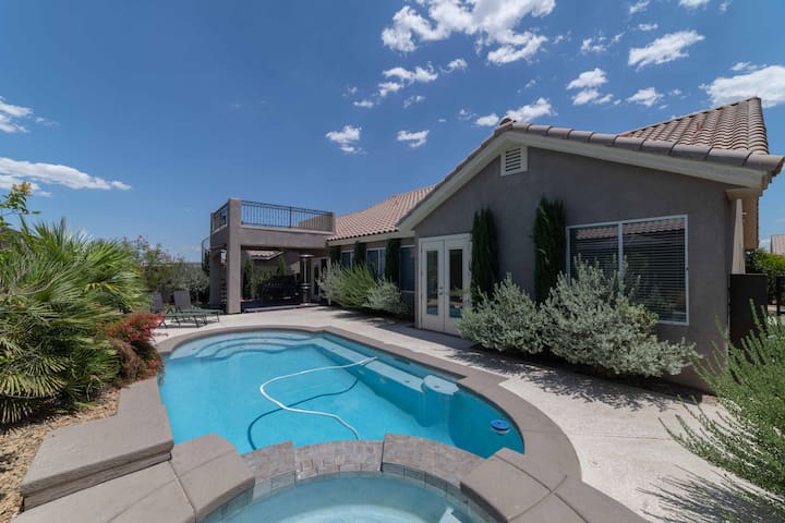 Henderson Mdn 4Bd/2B home w/pool/jacuzzi/pooltable