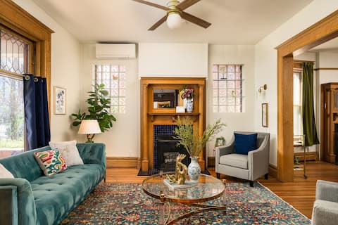 Top Airbnb: Historic Charm - Downtown Denver Gem in Cheesman Park