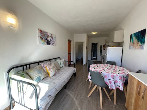 Top performing Airbnb: Central Isola Rossa in Trinità D'agultu E Vignola