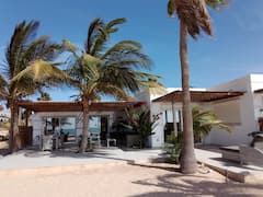 House+on+the+Beach+15%2C+Praia+de+Chaves%2C+Cape+Verde
