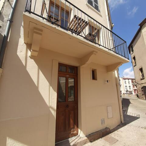 Pleasant townhouse in Vic-le-Comte