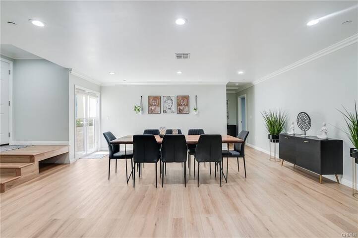 Salt Water Pool Over look Rocky Mountain View gallery image 5