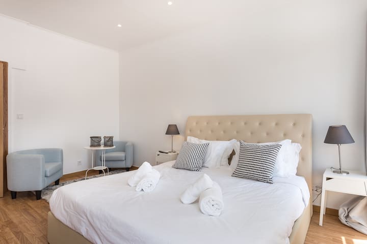Leal & Ribas managed Airbnb listing 3