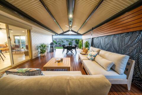 Chiton Breeze Stylish Family Beach House, Kid Zone