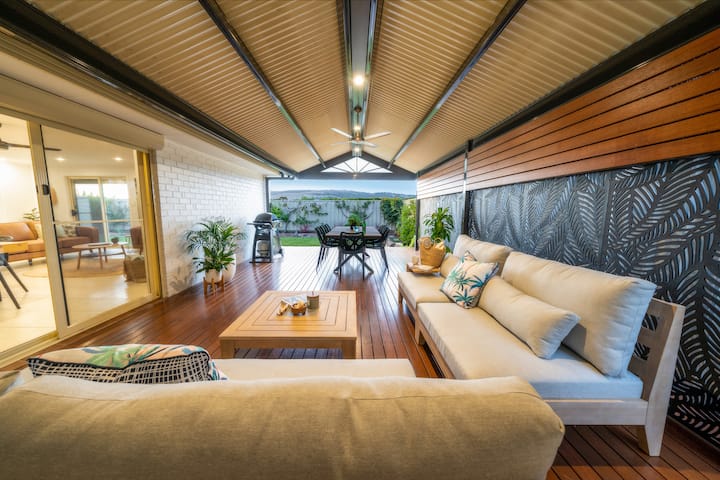 Chiton Breeze Stylish Family Beach House, Kid Zone