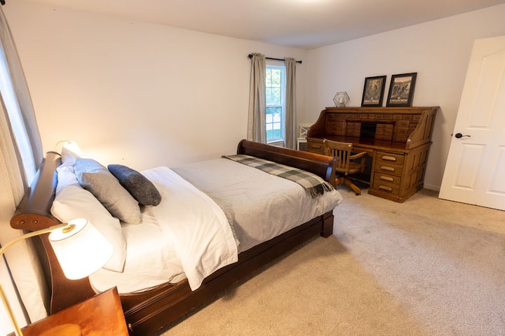 Трета спалня с двойно легло