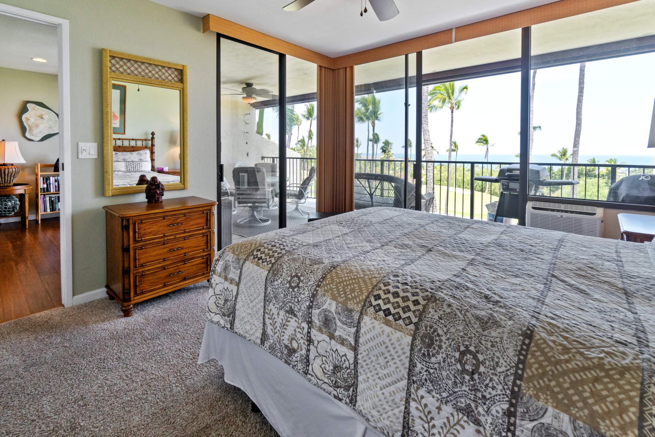Condo in Kailua-Kona · ★4.71 · 2 bedrooms · 2 beds · 2.5 baths - Image 47