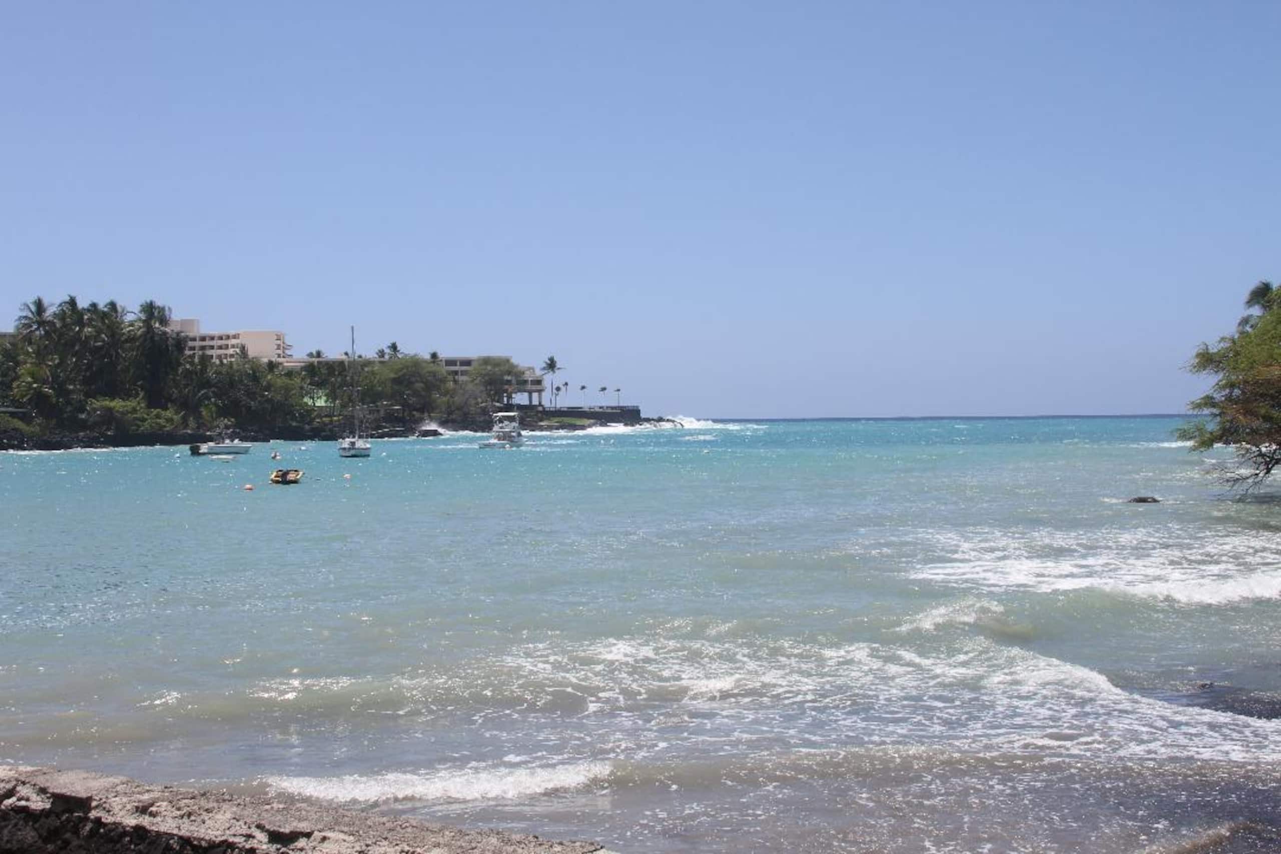 Condo in Kailua-Kona · ★4.71 · 2 bedrooms · 2 beds · 2.5 baths - Image 53