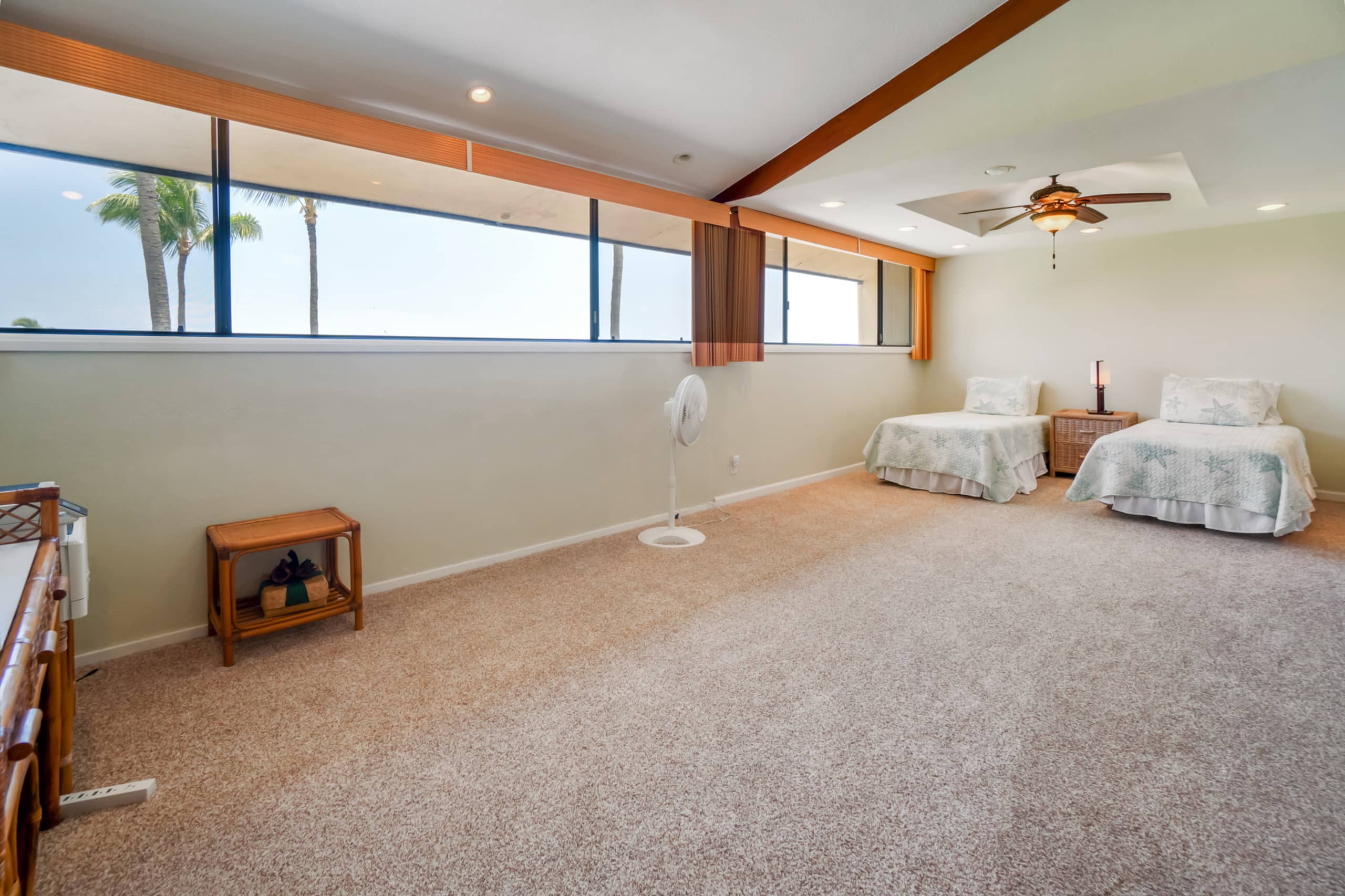 Condo in Kailua-Kona · ★4.71 · 2 bedrooms · 2 beds · 2.5 baths - Image 18