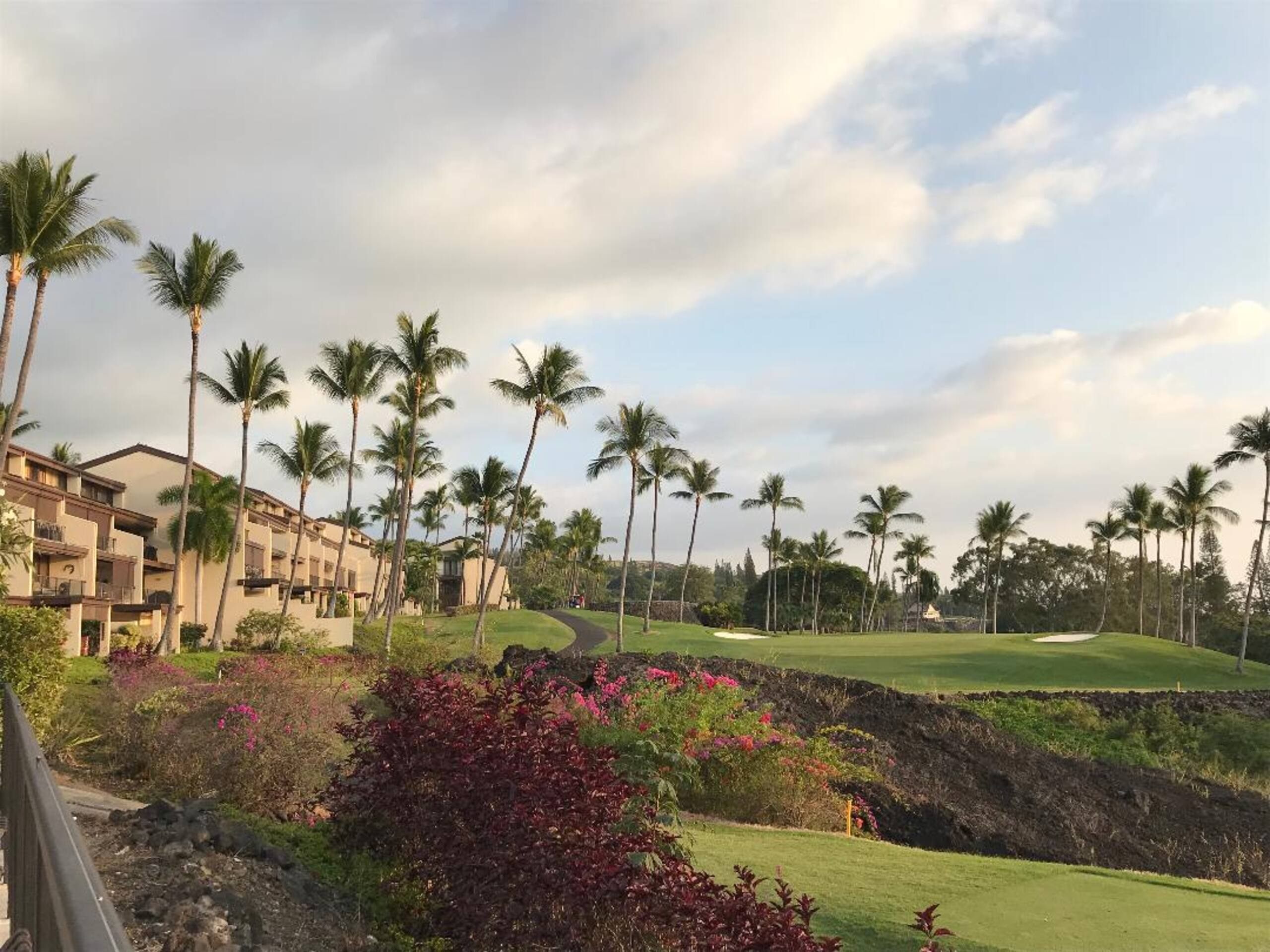 Condo in Kailua-Kona · ★4.71 · 2 bedrooms · 2 beds · 2.5 baths - Image 52