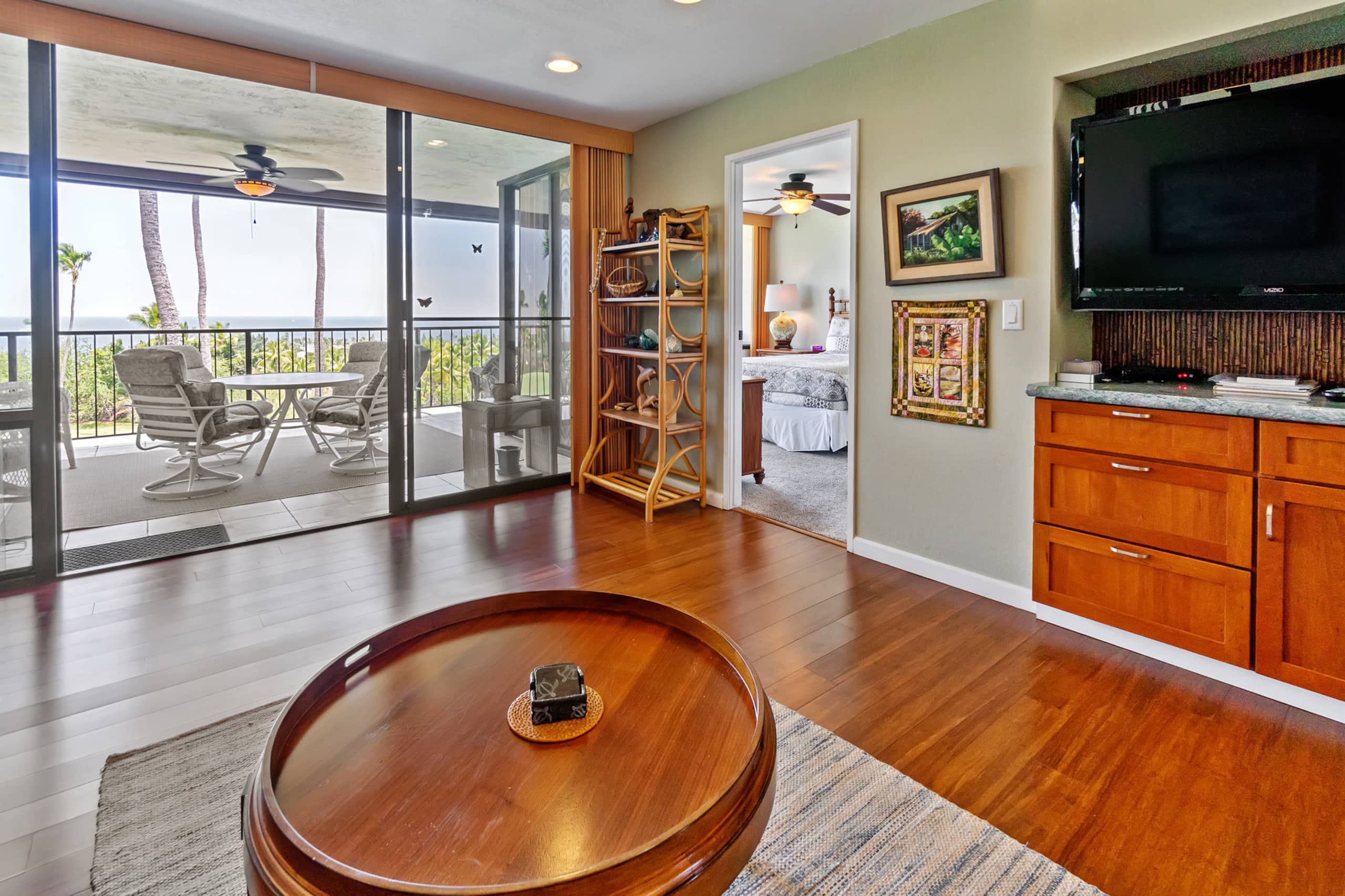 Condo in Kailua-Kona · ★4.71 · 2 bedrooms · 2 beds · 2.5 baths - Image 6