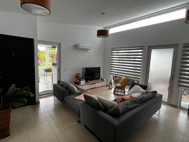 Tranquil Beach Villa W/ Lovely Patio Near Coronado - Panamá