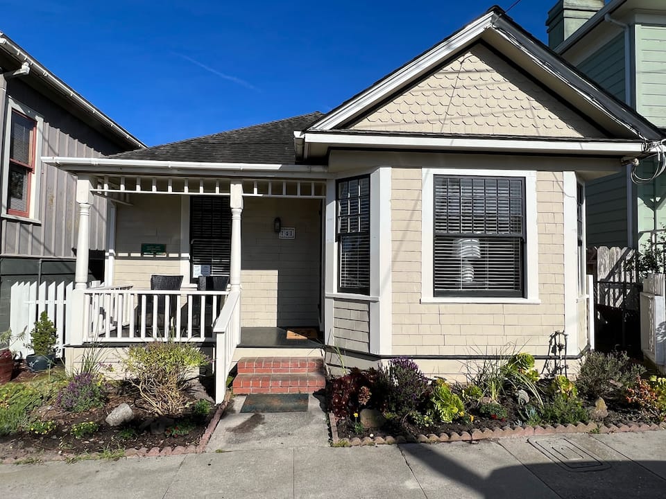 Pacific Grove, CA Vacation Rentals (4.9 out of 5) - Airbnb