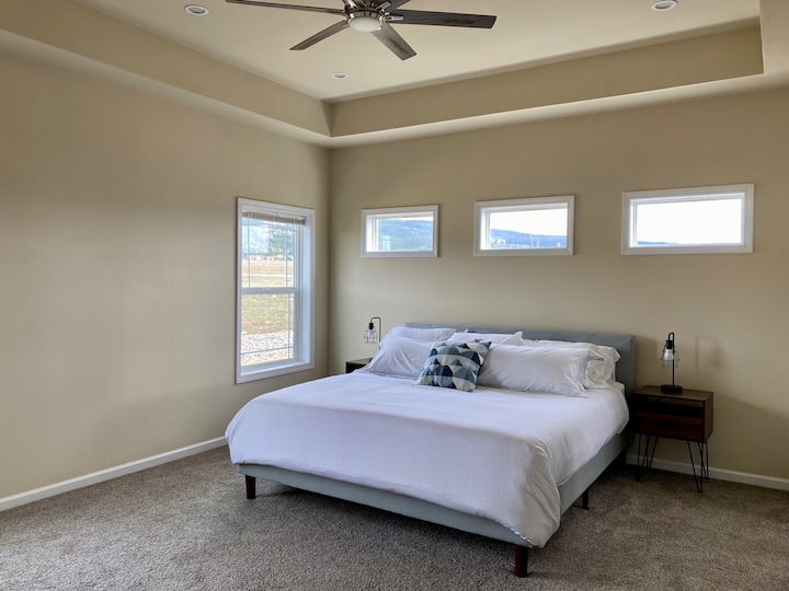 غرفة رئيسية - سرير كبير