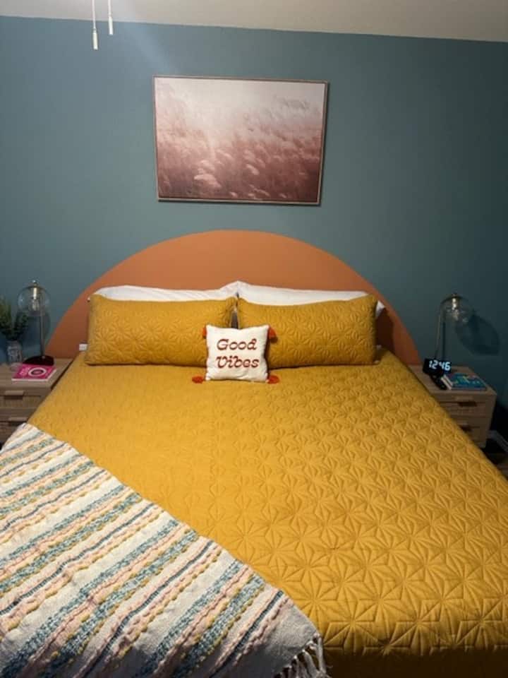 Only Good Vibes at the Lake House!