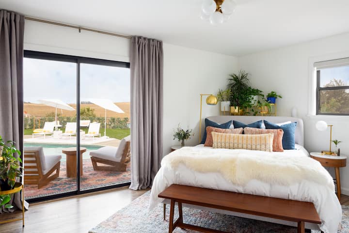 Lush greenery awaits you, both inside and outside.