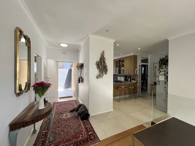 In the Shadow of Table Mountain gallery image 2