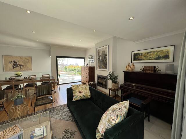 In the Shadow of Table Mountain gallery image 4